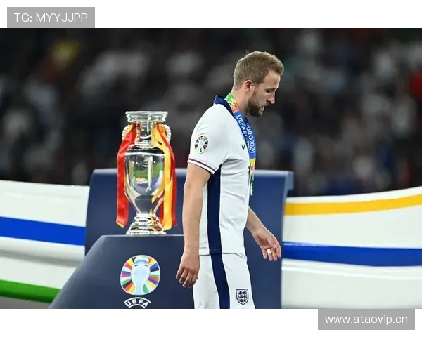 罗德里2023欧冠决赛制胜球与赛季最佳球员对其历史地位的影响分析